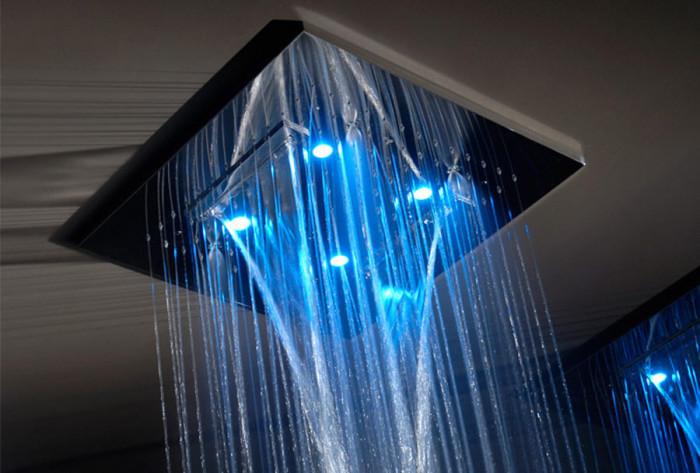 Впечатляващ душ за луксозна баня