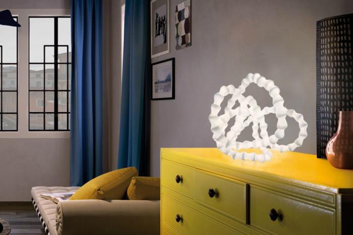 Уникална лампа, чиято форма можете да промените