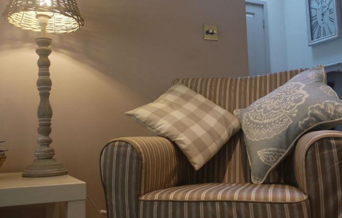 Класическо кресло за четене