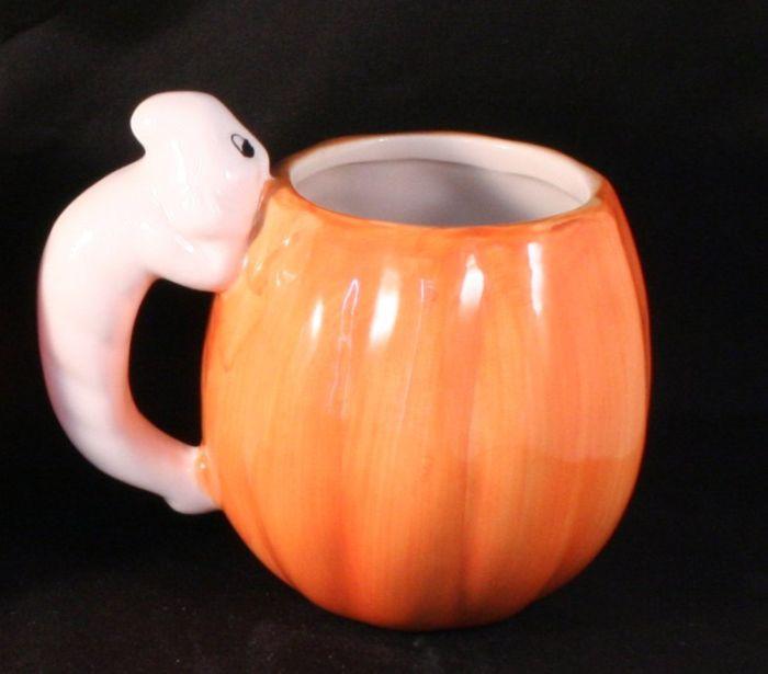 Тук има призрак!