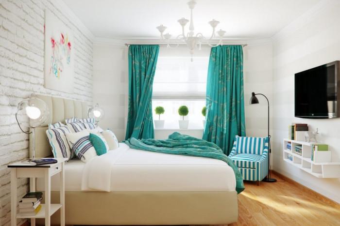 Заложете на пъстри завеси за хармоничната спалня