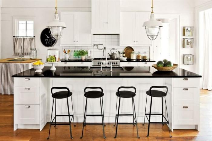 Метални и стабилни бар столове