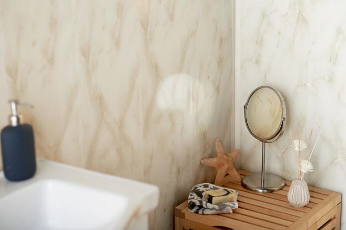 Какви са общите предимства на PVC облицовката на стени и тавани?