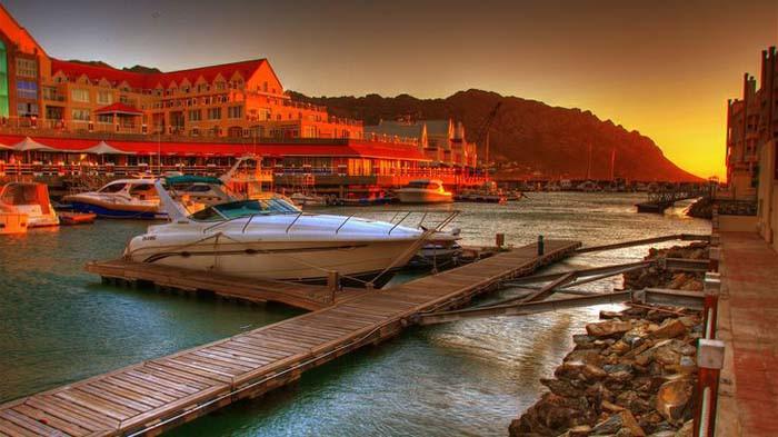 Град Гордънс Бей, Южна Африка