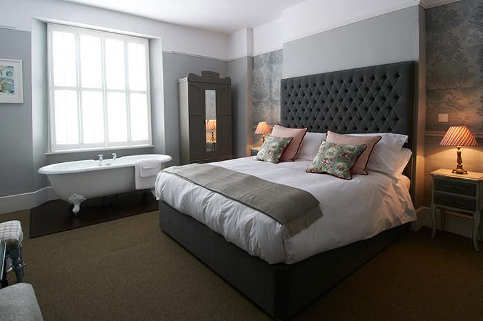 Вана в спалнята - защо не?