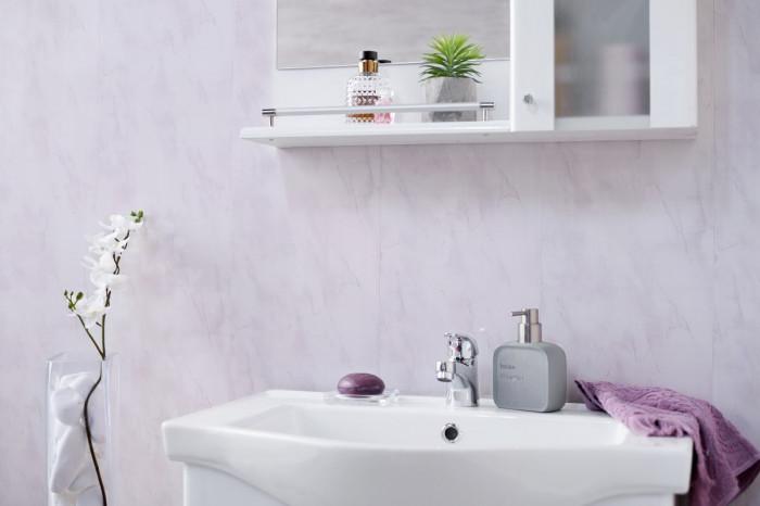 PVC Лампериите са лесни за инсталиране от любителите на „направи си сам“