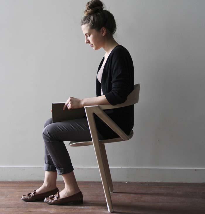 Стол с два крака