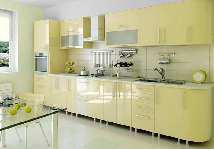 Слънчева кухня в меките нюанси на жълтото