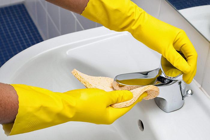 5. Чистете банята и тоалетната