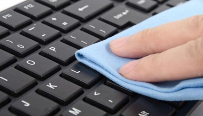 Кърпички за почистване на клавиатура