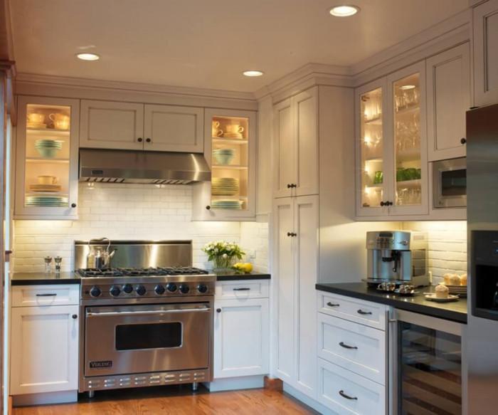 Окачен таван с малки лампички