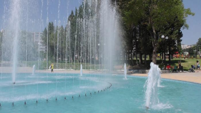 Новият парк разполага с множество модерни спортни площадки