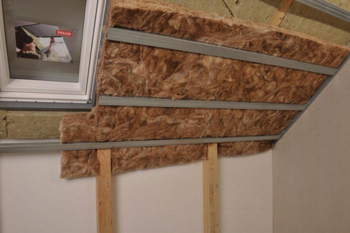 Вътрешното топлоизолиране на покрива