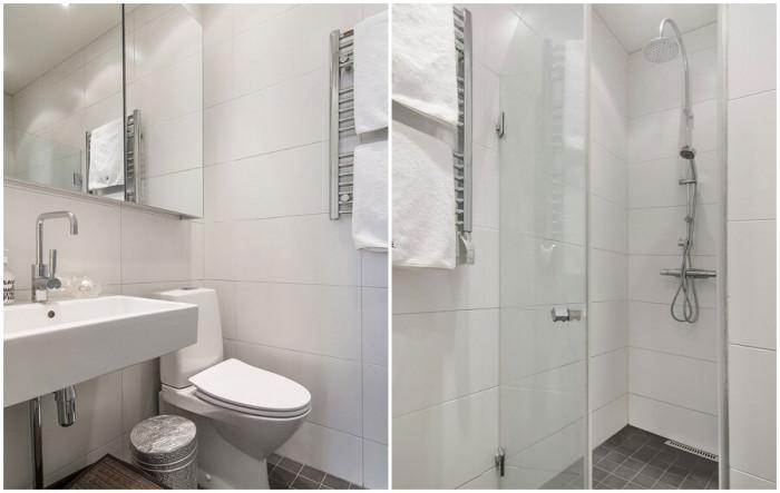 Банята е семпла, но хитро обзаведена