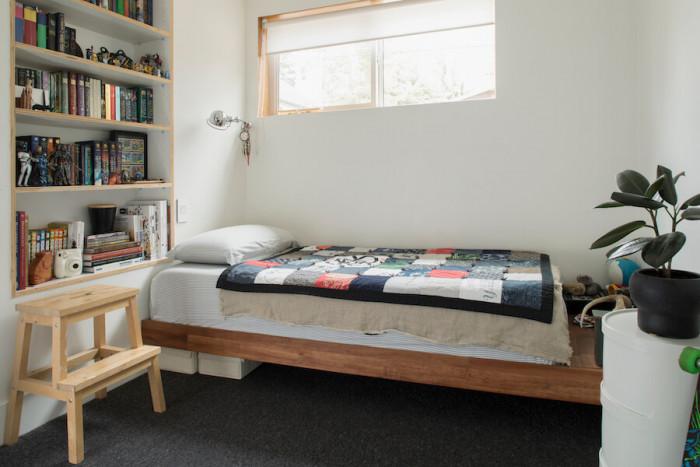 Специална стойка за облекла и многофункционален шкаф