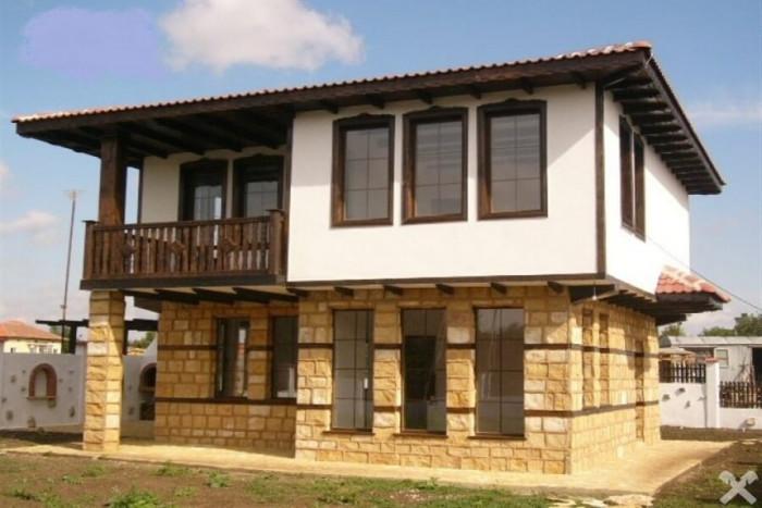 Едноетажни и двуетажни жилища