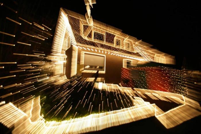 Уникална светеща къща в Германия