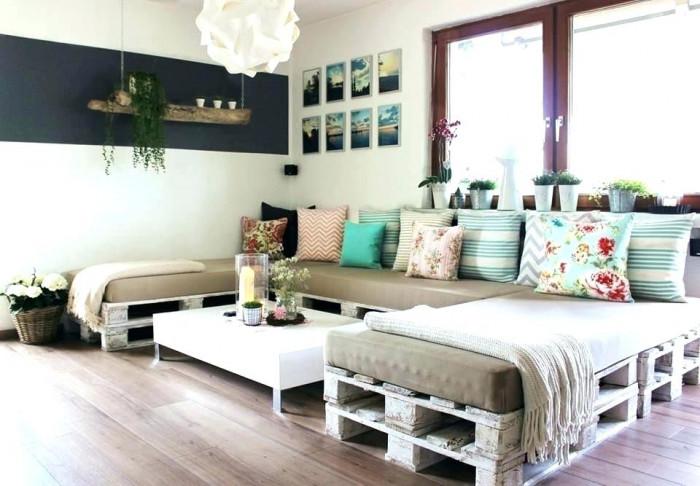 Диван от палети за вашия таван