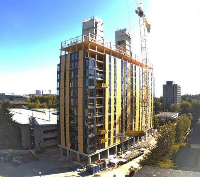 Изграден дървен гигант във Ванкувър