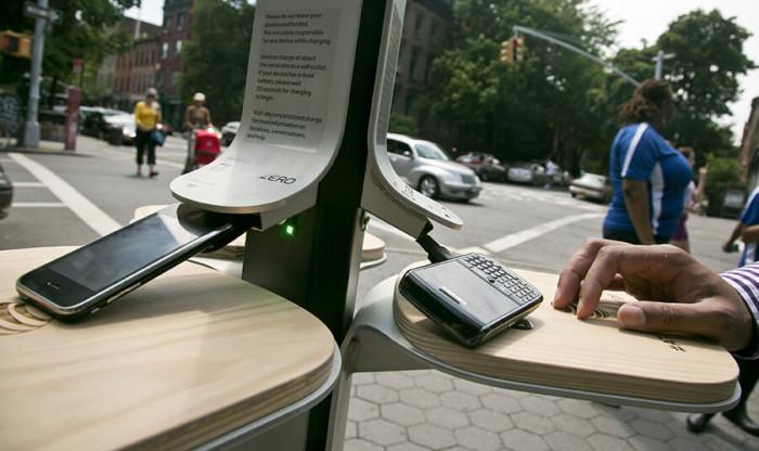 Зареждането на мобилните устройства ще бъде безплатно