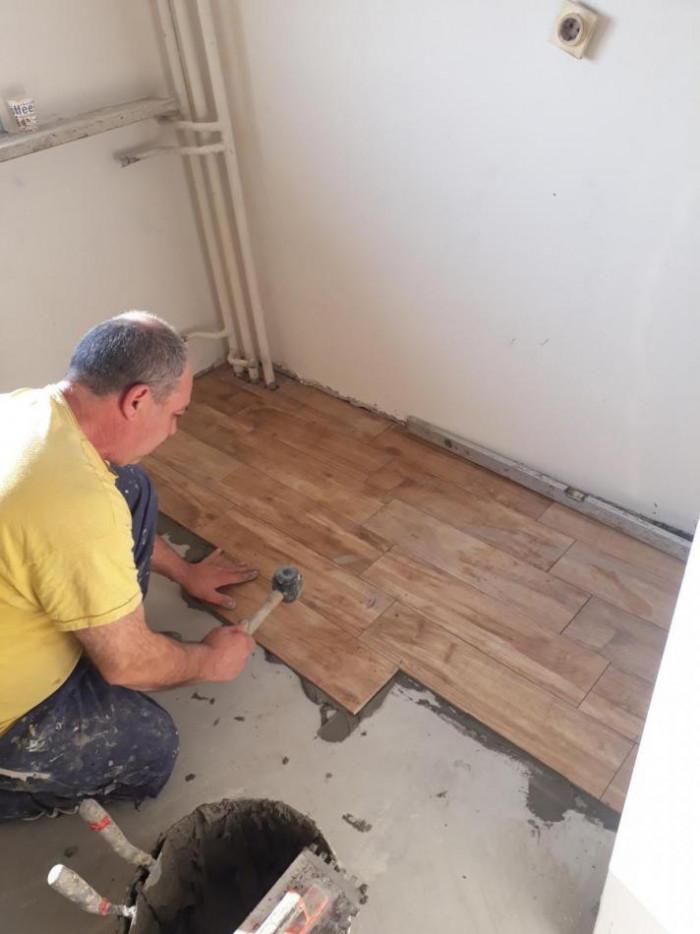 Лепене на плочки