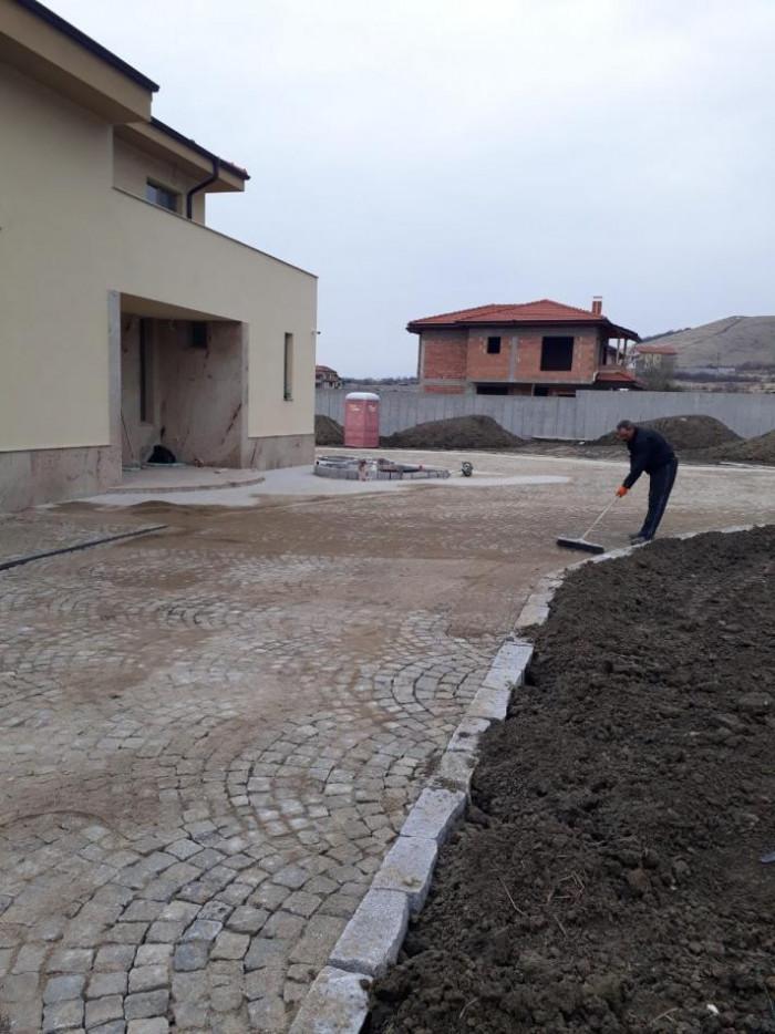 Груб строеж