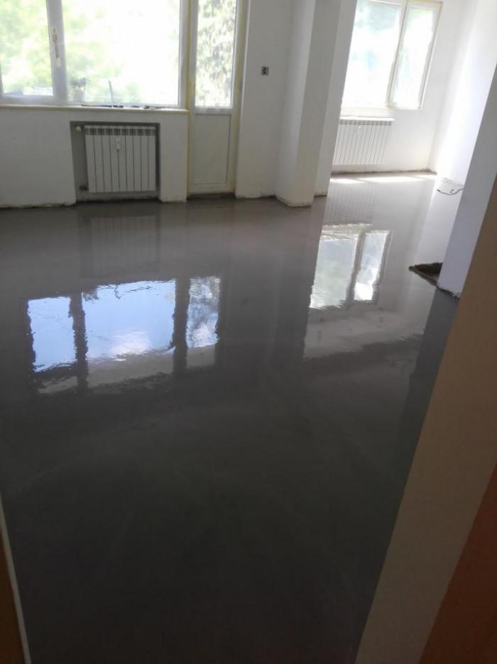 Саморазливна замазка