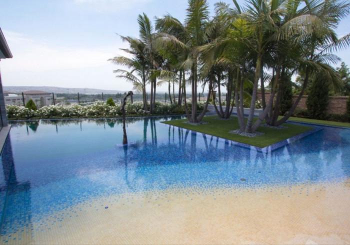 Разхладете се в летните горещини – създайте си плаж вкъщи