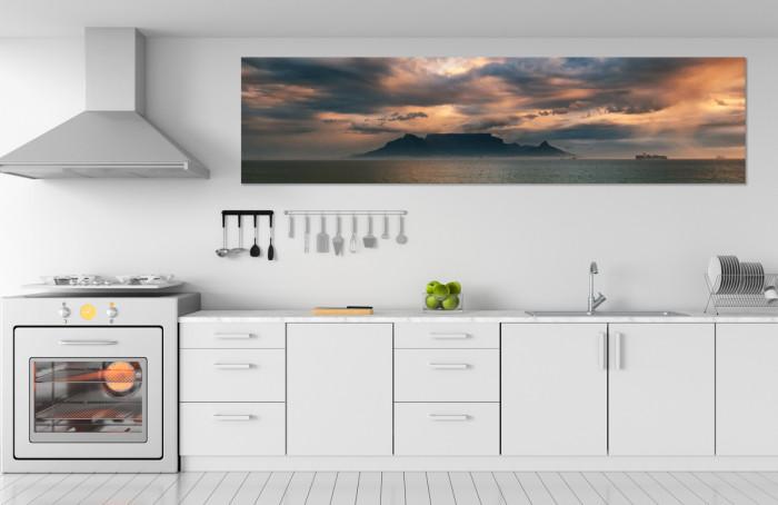 Композиране на картините на канава в стаята