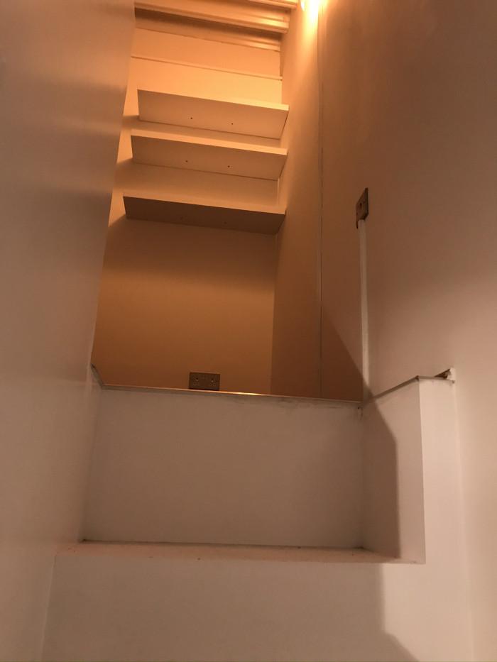 Изграждане на офис със спалня вътре в мезонет