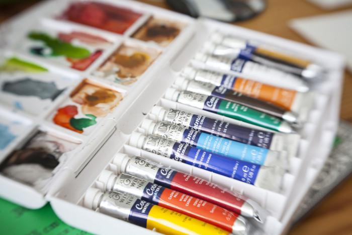 Инструкции: съберете консумативи и изберете чист абажур за боядисване