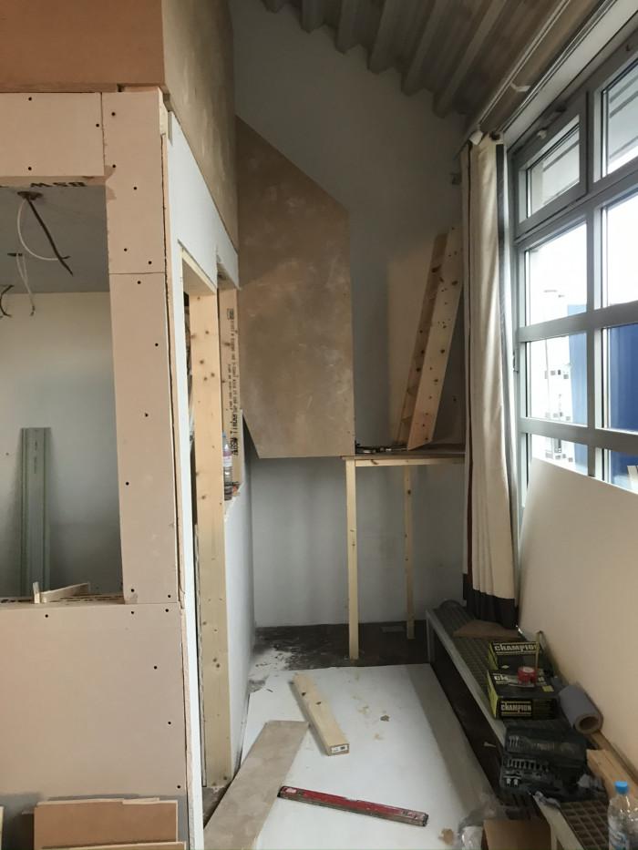 Изграждане на офис със спалня вътре в мезонет