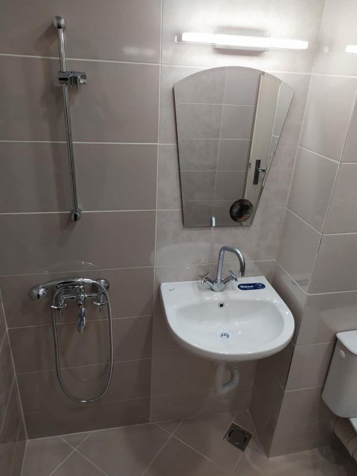 Лепене на плочки-Баня.