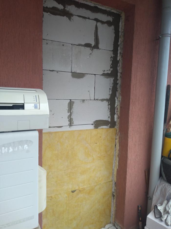 Двойно зазиждане на балконска врата