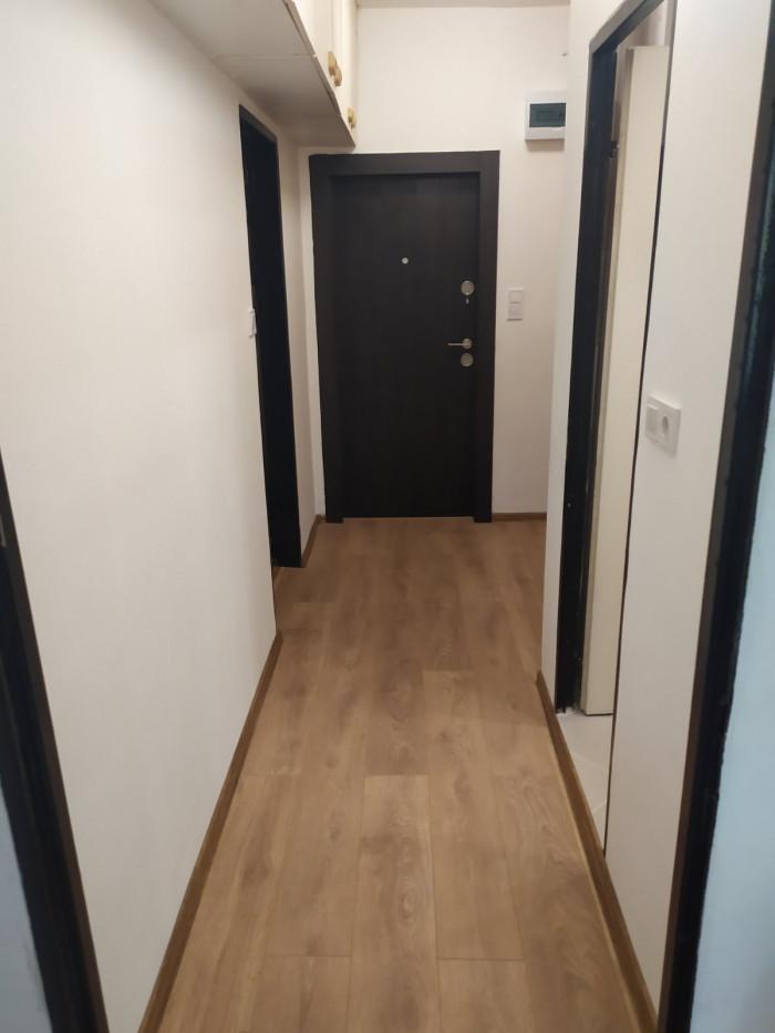 Ремонт на коридор.