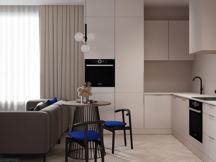 Малка кухня със синьо присъствие