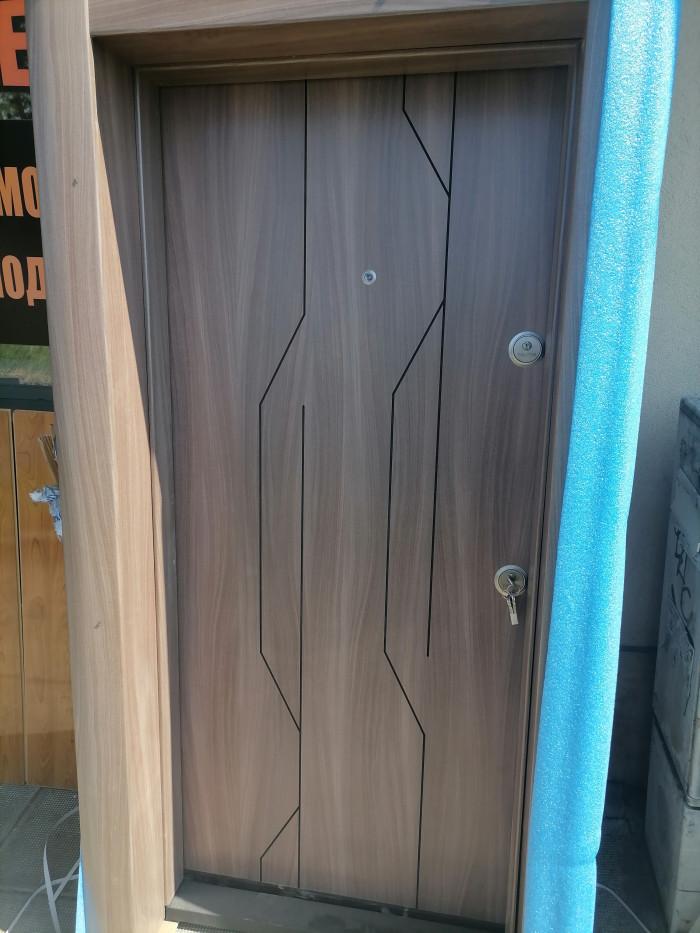 Входна турска врата с мдф первази