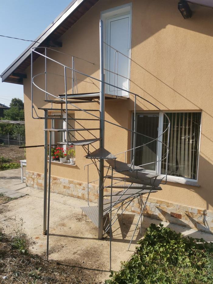 16272237312304233566410123124985