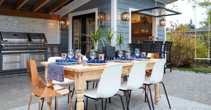 Как да подредим масата за гости на открито