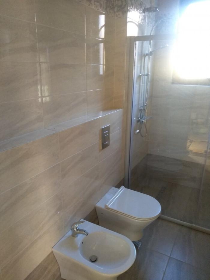 5B7B37A4-628F-467C-BF9B-2DBE429BC998