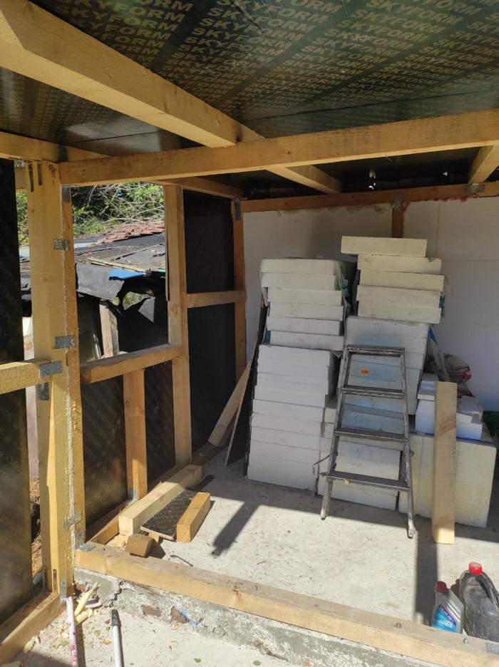 Дървена къща - в процес