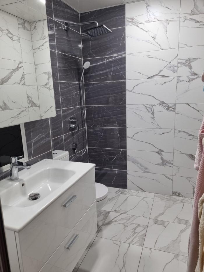 IMG-f04e7ba53b962d37e2b205c1725af0d3-V