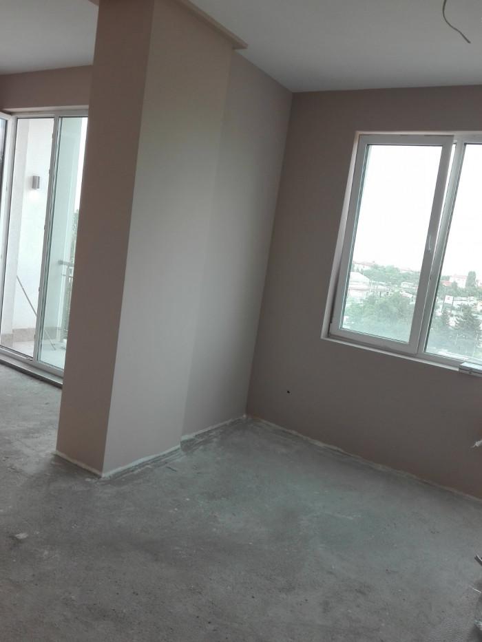 IMG-c830ac3cc6e2783b702c83b216455877-V