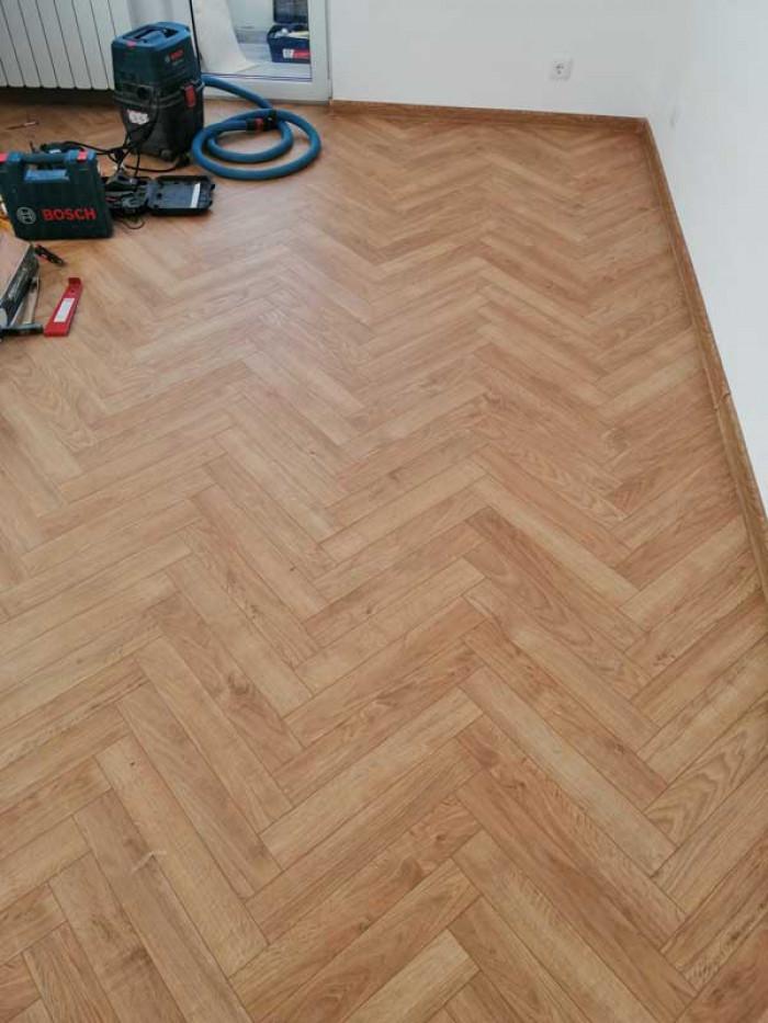 laminat-na-ribena-kost-1