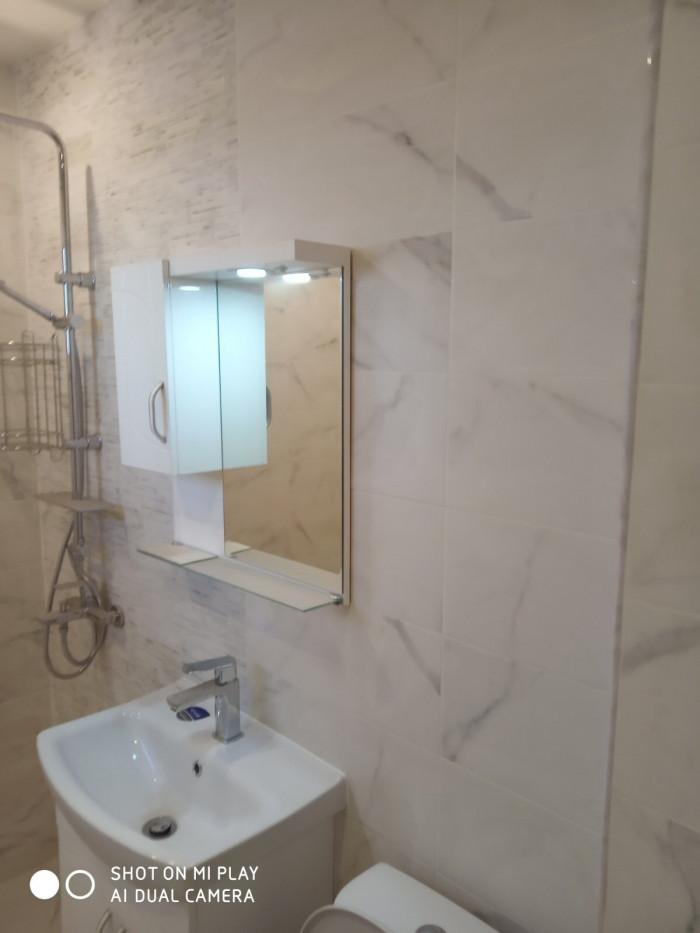 21AC6C6F-5492-4586-A547-9BF76A3F42ED