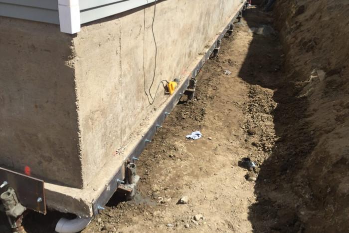 Укрепване на здравината на основата на къщата