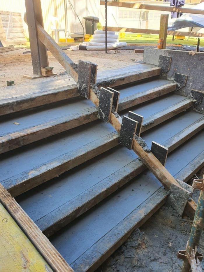 9EC09D68-E6BA-4B7F-97A5-AA619CE1A0A7