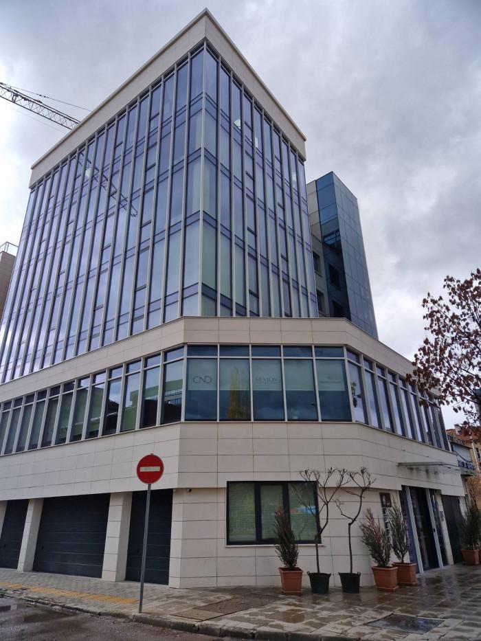 Офис сграда с акт 16