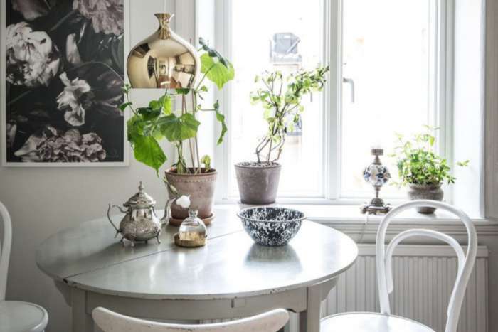 Старинна керамика, винтидж декор и дървени кутии