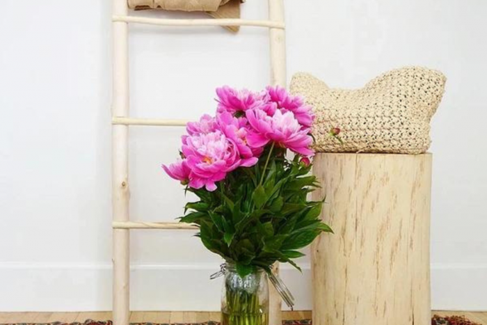 Масичка от дървено пънче